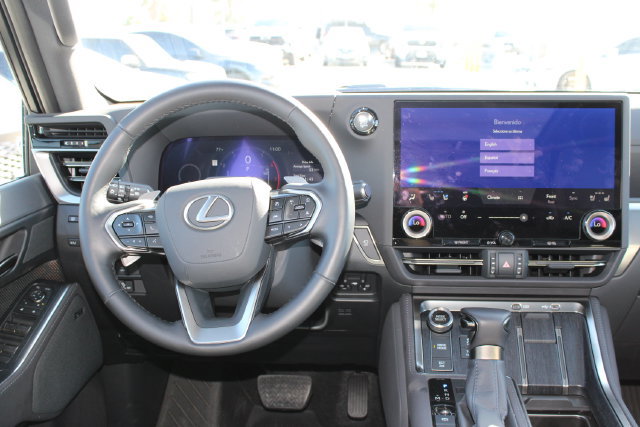 Used 2026 Lexus GX 550 w/ Accessory Package (31) AWD/4WD image 14