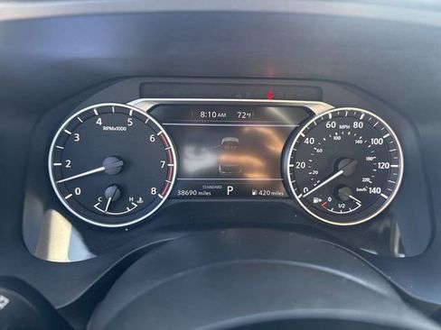 Used 2023 Nissan Rogue SV FWD image 18