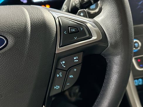 Used 2019 Ford Fusion SEL image 20