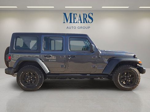 Used 2023 Jeep Wrangler Unlimited image 6