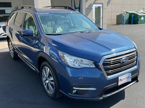 Used 2020 Subaru Ascent Limited w/ Technology Package AWD/4WD image 3