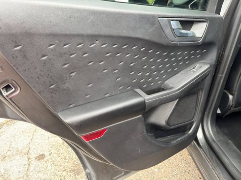 Used 2020 Ford Escape SEL AWD/4WD image 38