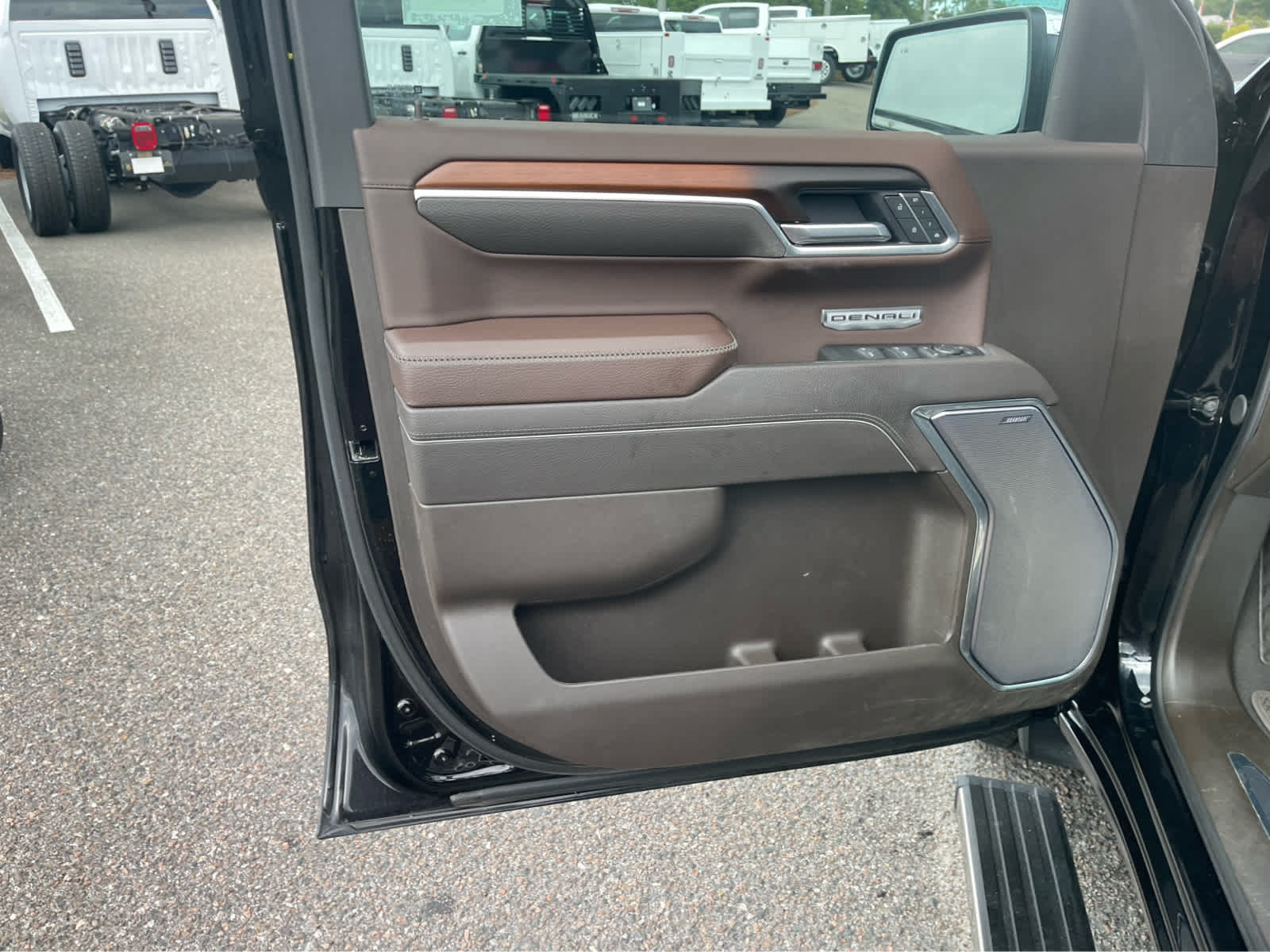 Used 2024 GMC Sierra 1500 Denali AWD/4WD image 10