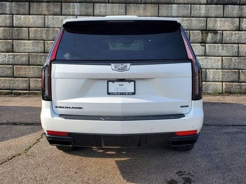 Certified 2024 Cadillac Escalade Sport w/ LPO, ONYX Package AWD/4WD image 4