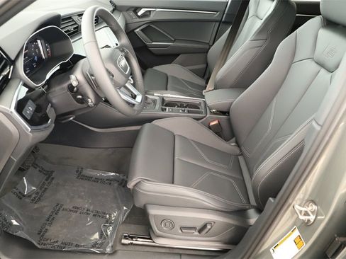 New 2025 Audi Q3 2.0T Premium image 23