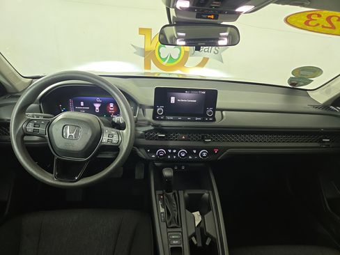 Used 2023 Honda Accord EX image 13