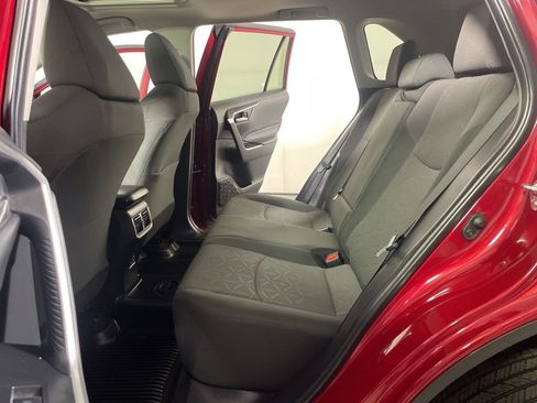 Used 2024 Toyota RAV4 XLE w/ Convenience Package AWD/4WD image 19