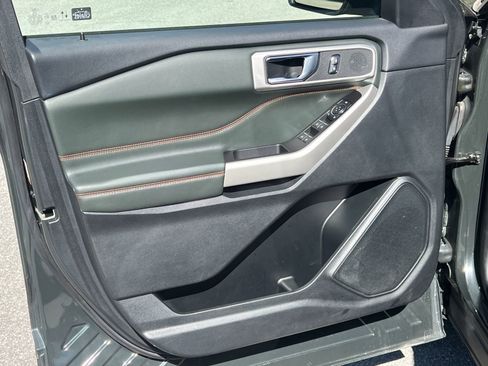 Used 2022 Ford Explorer Timberline image 10