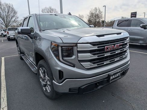 New 2026 GMC Sierra 1500 SLE w/ X31 Off-Road Package AWD/4WD image 2