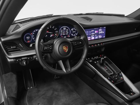 Certified 2020 Porsche 911 Carrera RWD image 36