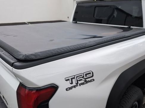 Used 2024 Toyota Tacoma TRD Off-Road w/ TRD Off Road Upgrade Package AWD/4WD image 26