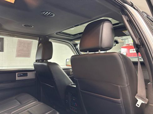 Used 2014 Ford Expedition Limited w/ Equipment Group 301A image 18
