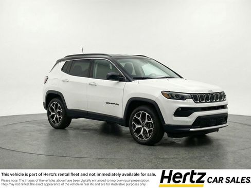 Used 2025 Jeep Compass Limited image 1