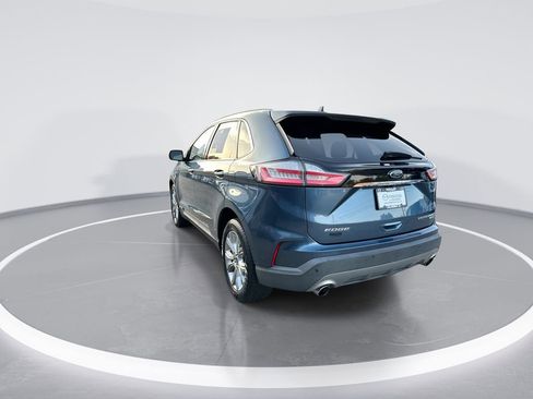 Used 2019 Ford Edge Titanium image 6