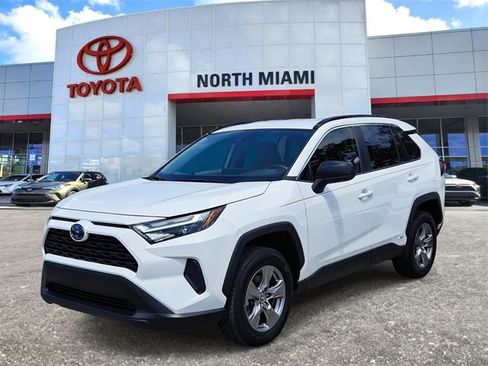 Used 2023 Toyota RAV4 LE image 2