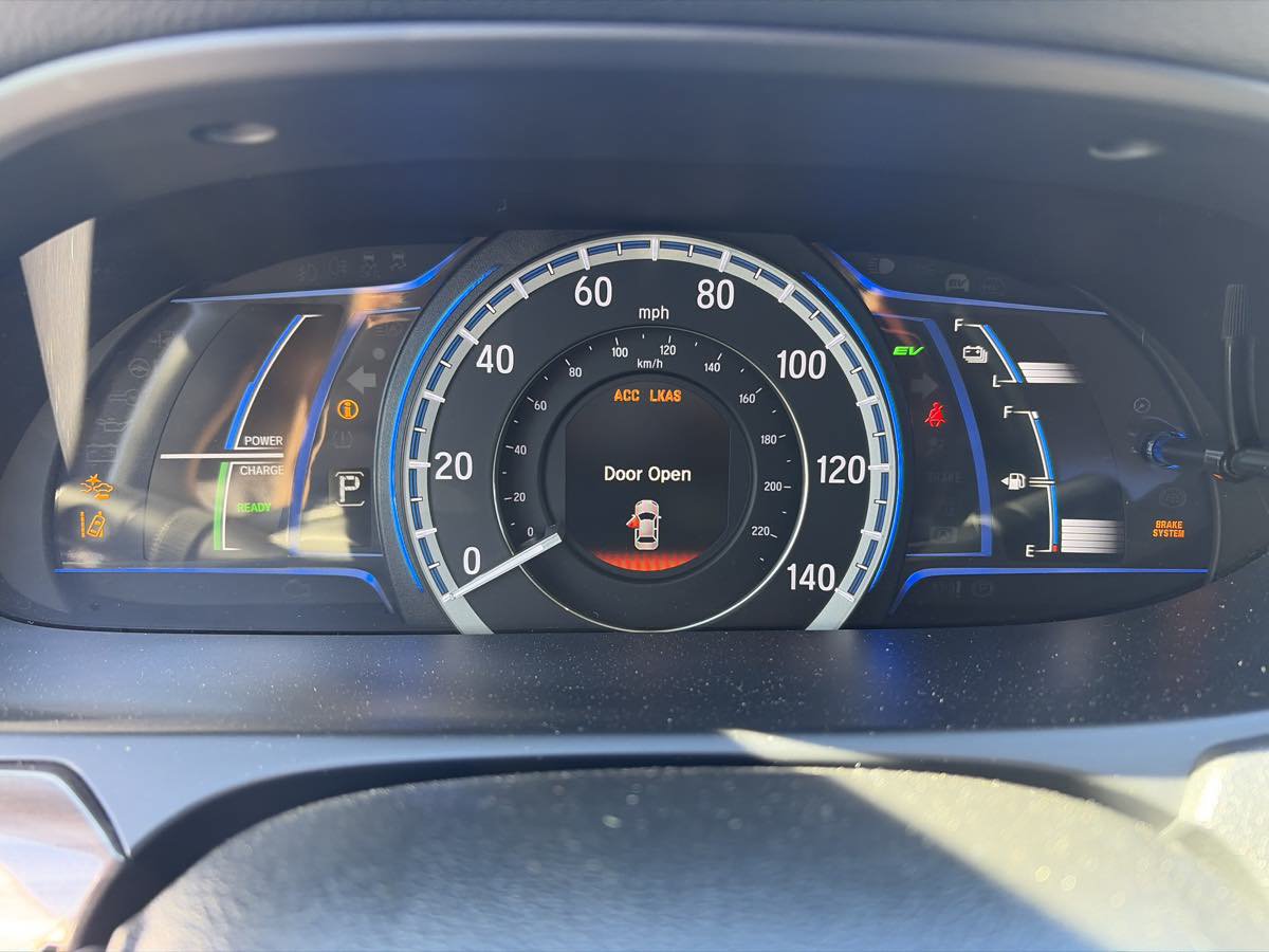 Used 2017 Honda Accord Touring image 39