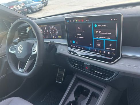 New 2026 Volkswagen Tiguan SE R-Line image 36