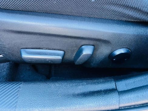 Used 2016 Toyota Camry LE image 24