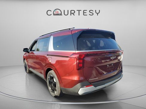 New 2026 Kia Carnival EX FWD image 2