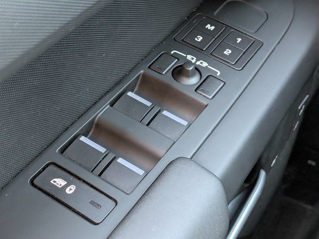 Used 2025 Land Rover Defender 110 S AWD/4WD image 21