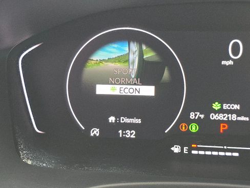 Used 2022 Honda Civic Sport image 32