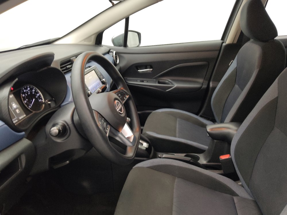 Used 2025 Nissan Versa SV w/ Trunk Package FWD image 17