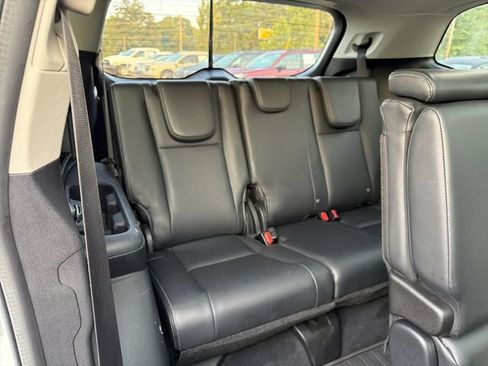 Used 2022 Subaru Ascent Limited w/ Technology Package AWD/4WD image 17