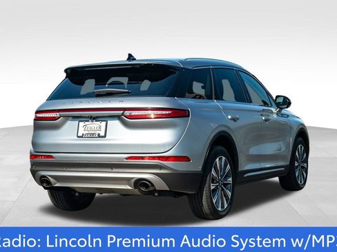 Used 2022 Lincoln Corsair Reserve w/ Equipment Group 201A image 7