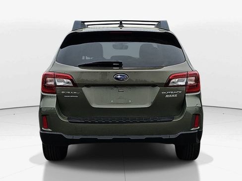 Used 2017 Subaru Outback 2.5i Premium image 6