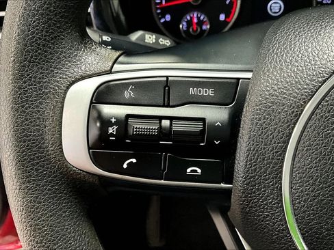 Used 2023 Kia K5 LXS image 23