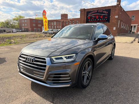 Used 2018 Audi SQ5 Premium Plus w/ S Sport Package AWD/4WD image 2