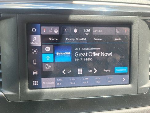 Used 2023 Chrysler Voyager LX FWD image 13
