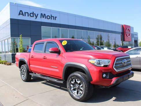 Used 2016 Toyota Tacoma TRD Off-Road w/ Exterior Package image 1