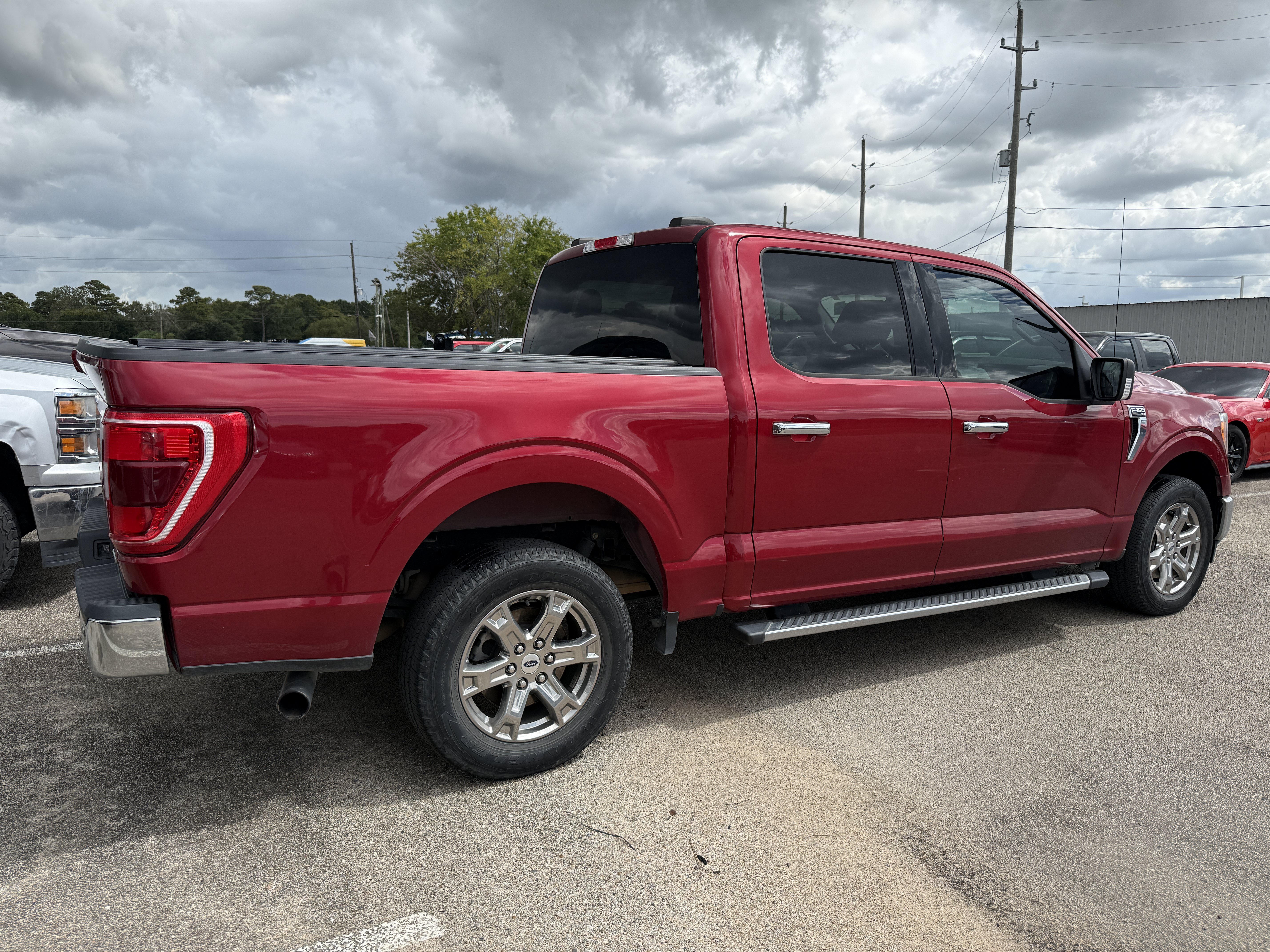 Used 2021 Ford F150 XLT w/ Equipment Group 302A High RWD image 2