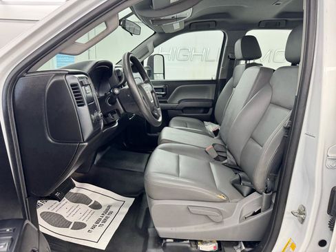 Used 2019 GMC Sierra 2500 2WD Double Cab image 8