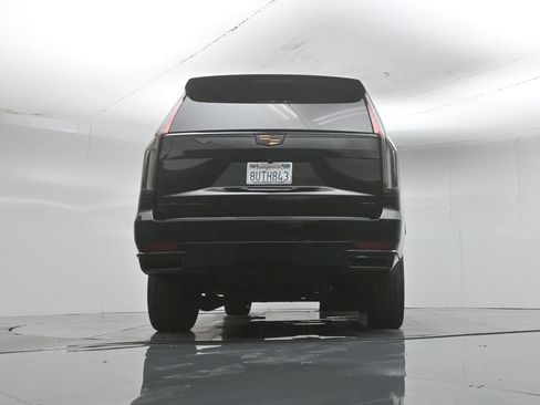 Used 2021 Cadillac Escalade ESV Luxury AWD/4WD image 51