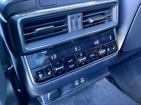 Used 2023 Lexus LX 600 F Sport image 35