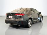 Used 2022 Toyota Corolla LE image 4