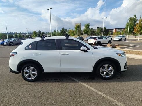 Used 2024 Honda HR-V LX image 2