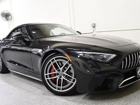 Used 2022 Mercedes-Benz SL 55 AMG 4MATIC w/ Driver Assistance Package image 29