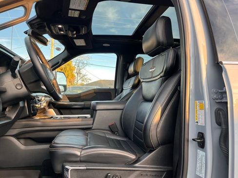 Used 2024 Ford F350 Platinum image 26