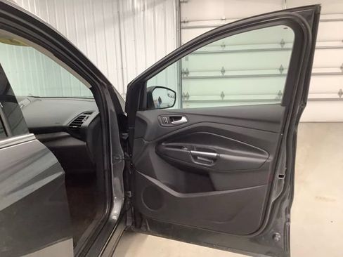 Used 2018 Ford Escape SE w/ SE SYNC Package AWD/4WD image 11