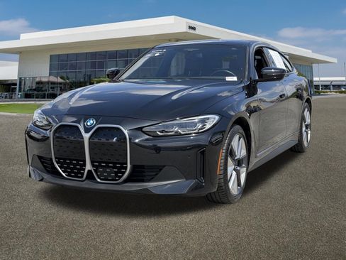 Certified 2023 BMW i4 eDrive35 RWD image 4