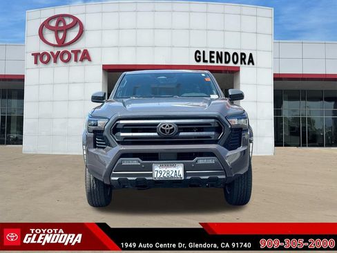 Certified 2024 Toyota Tacoma SR5 w/ SR5 Upgrade Package AWD/4WD image 3