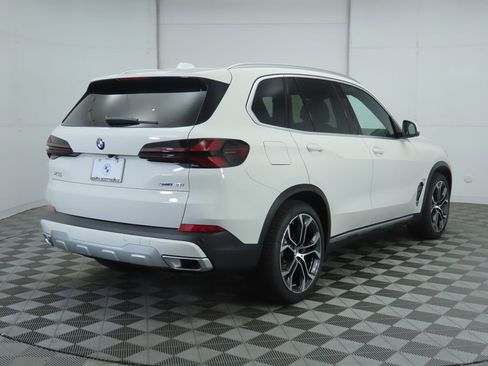 Used 2026 BMW X5 sDrive40i RWD image 6