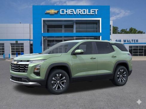 New 2026 Chevrolet Equinox LT w/ Convenience Package II image 3