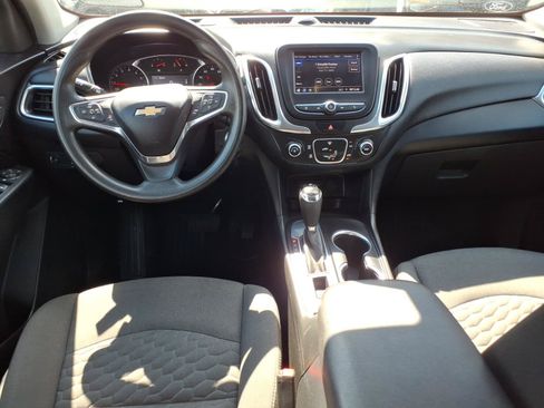 Used 2020 Chevrolet Equinox LT FWD image 12