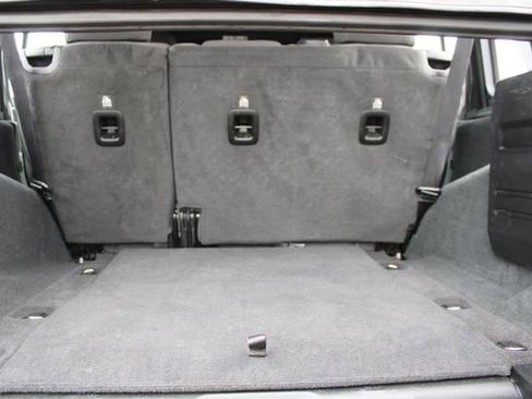 Used 2023 Jeep Wrangler Sport image 35