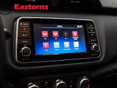 Used 2024 Nissan Kicks S image 32