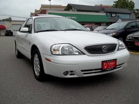 Used 2005 Mercury Sable LS image 5